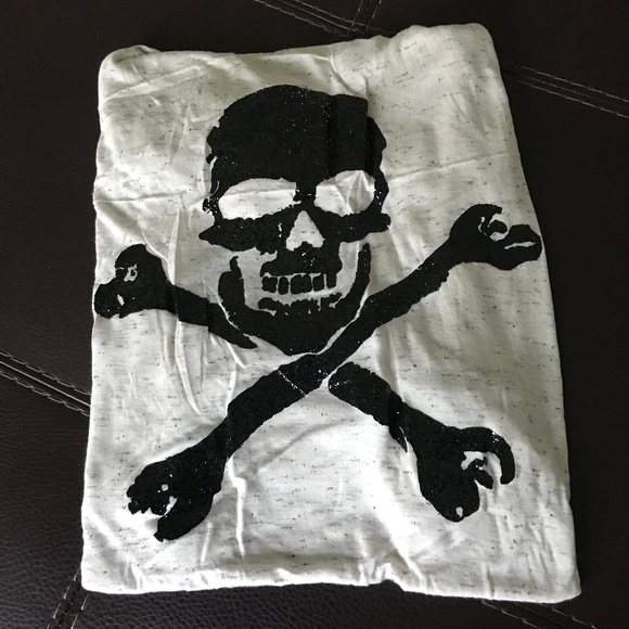 Racerback Skull & Bones Tank - Picture 2 of 6
